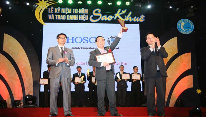 Hosco nhận giải thưởng Sao Khuê