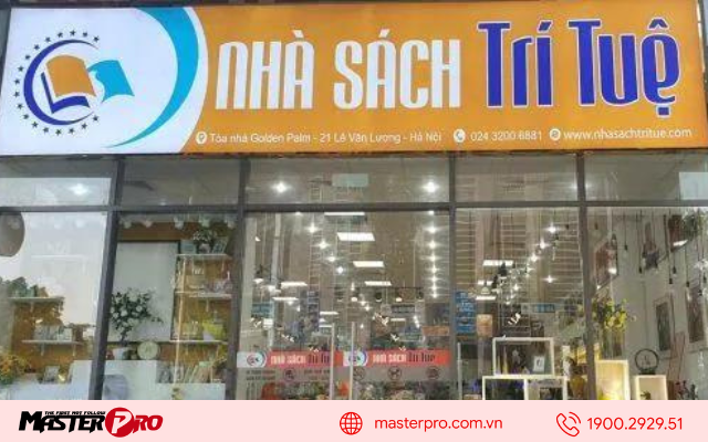 triển khai app mobile MasterPro cho nhà sách trí tuệ